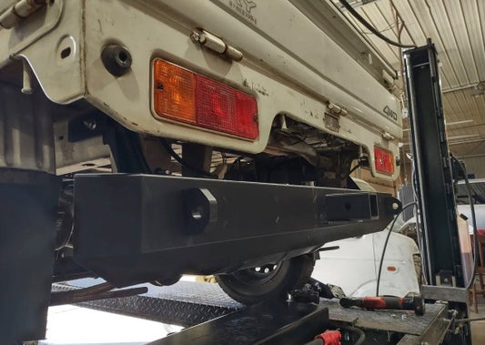 FLAT REAR BUMPER WITH SHACKLE MOUNTS AND RECEIVER TOW HITCH